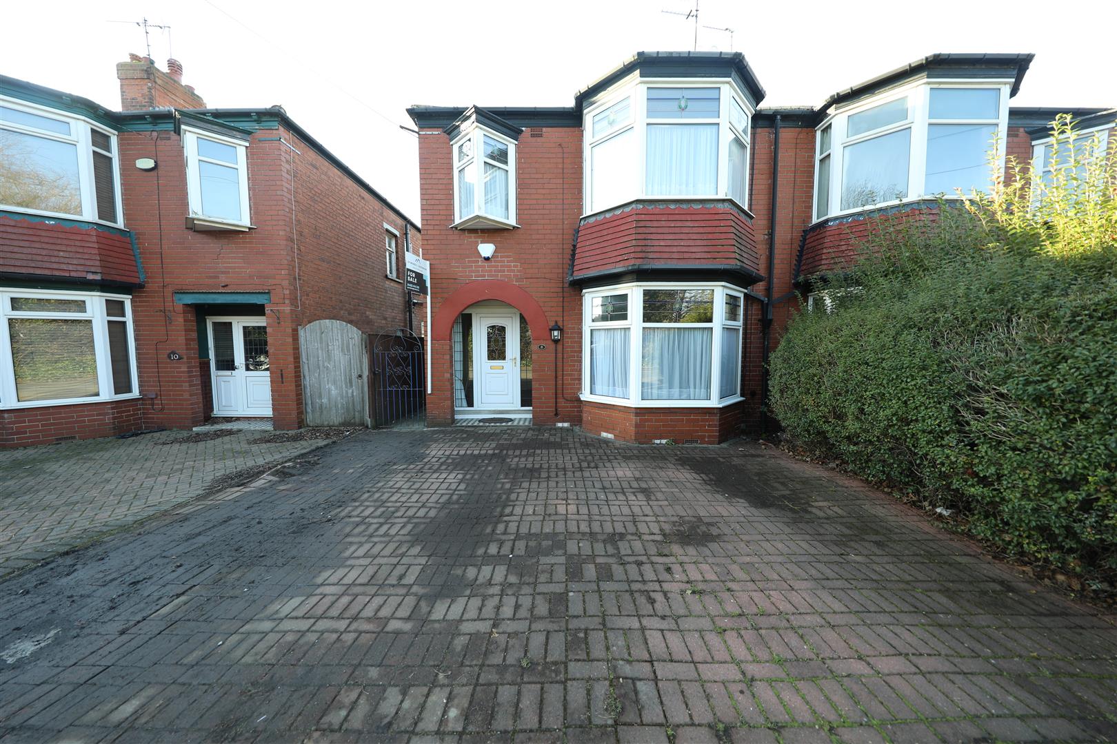 Kenilworth Avenue, Hull Symonds & Greenham